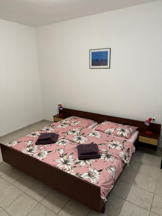 Apartmani Marko Novalja Ngoại thất bức ảnh