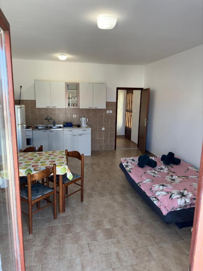Apartmani Marko Novalja Ngoại thất bức ảnh