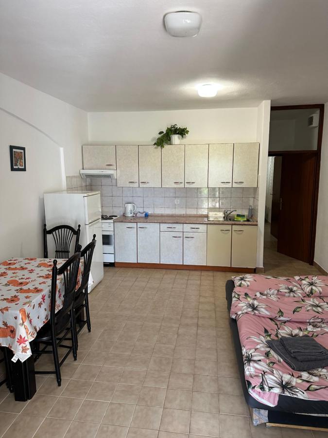 Apartmani Marko Novalja Ngoại thất bức ảnh