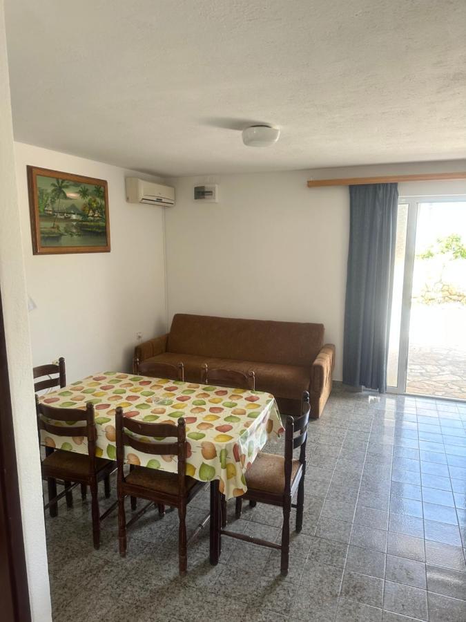 Apartmani Marko Novalja Ngoại thất bức ảnh