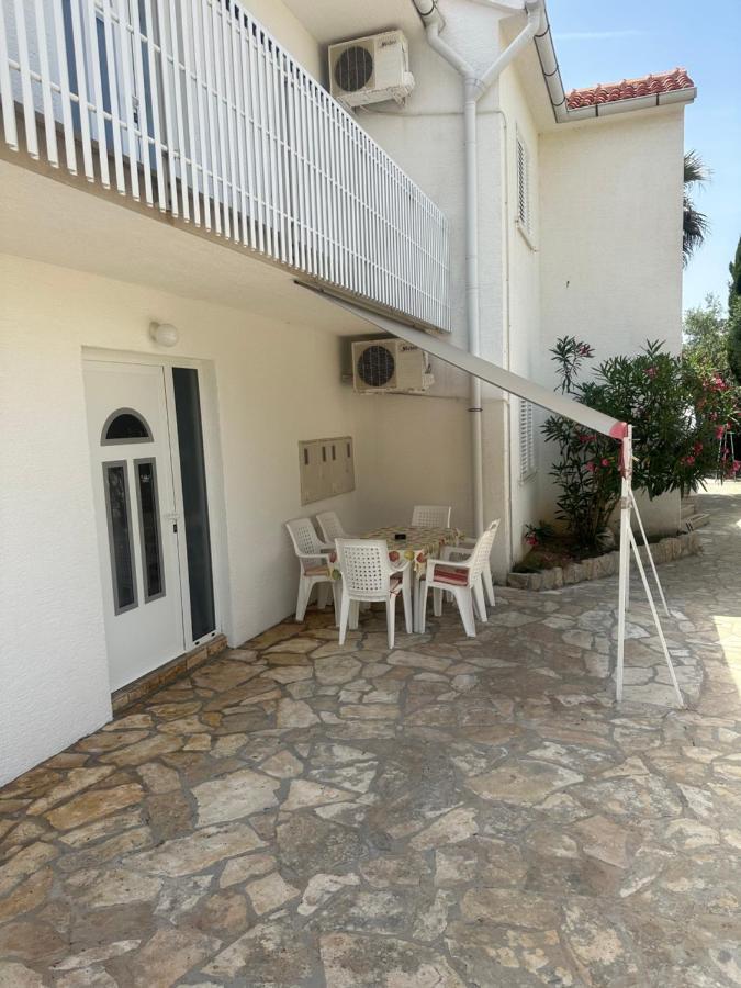 Apartmani Marko Novalja Ngoại thất bức ảnh